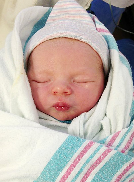 1379434738_fergie-josh-duhamel-axl-jack-lg