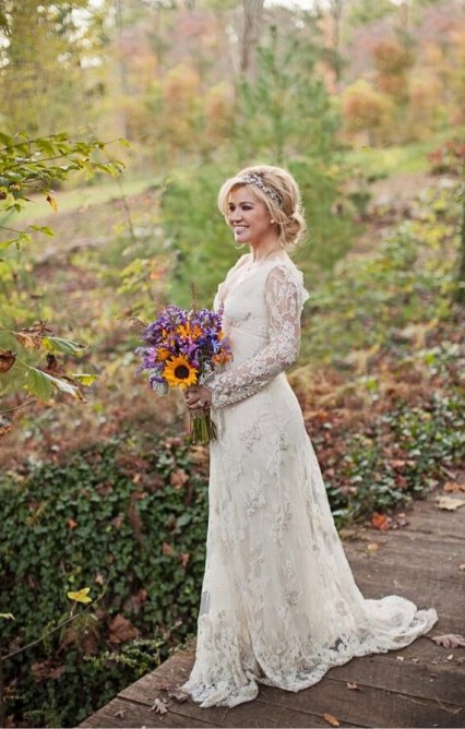 Kelly-clarkson-weddingdress3