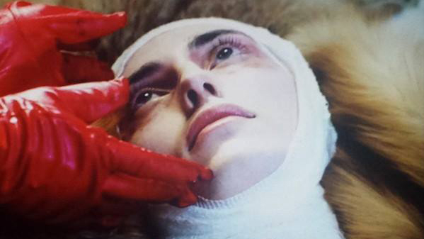 Is this Lady Gaga in Beyoncé's "Haunted" Video?