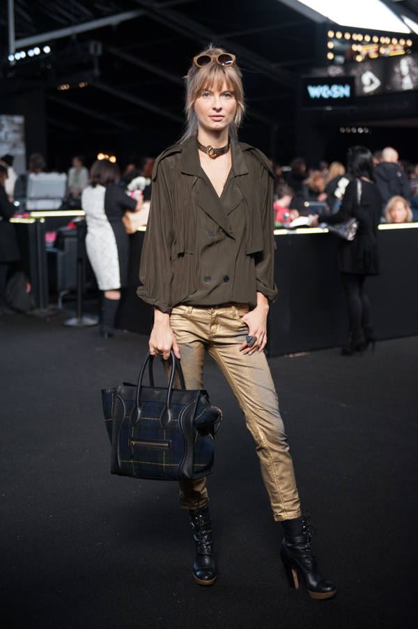 natalie decleve street style blogger natty gold jeans