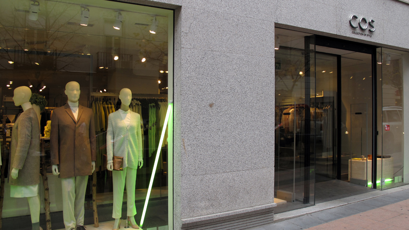 Cos Black Friday Sale 2024: Dresses, Bags, Coats, & More