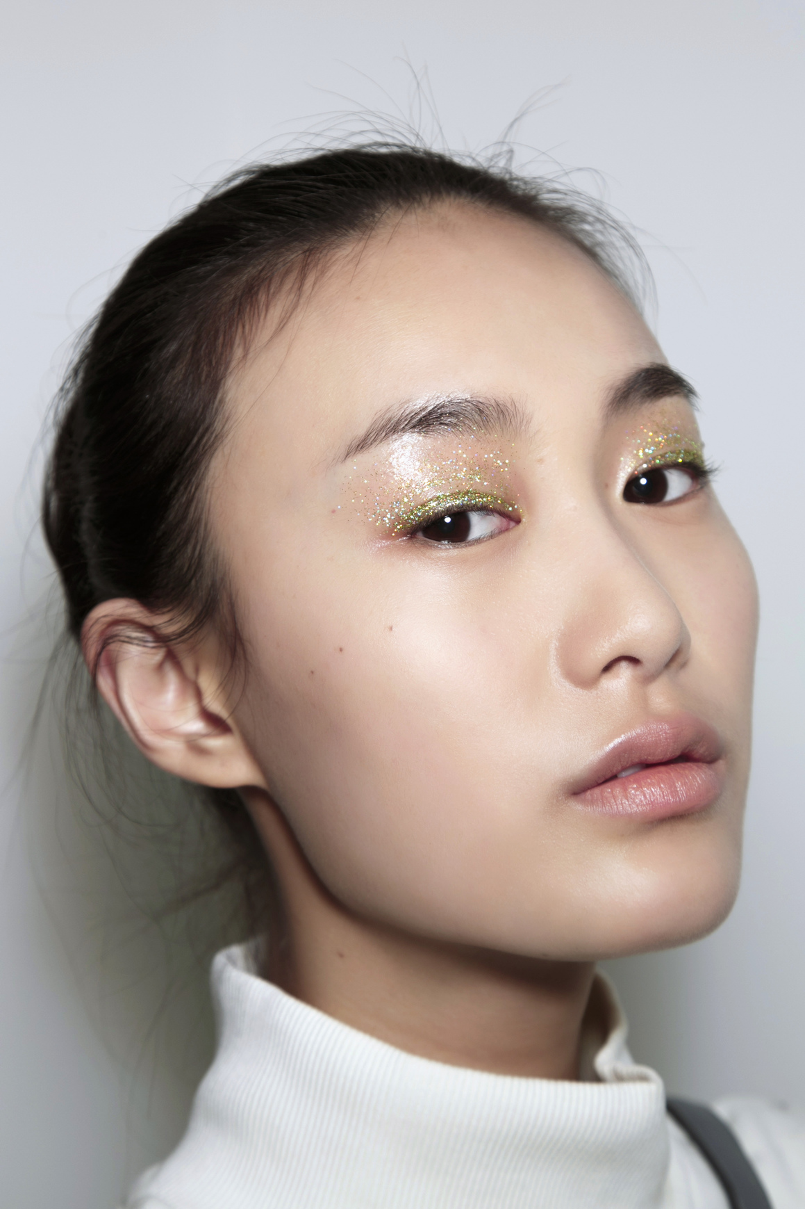 Your Beauty 101 Guide to Makeup Blending