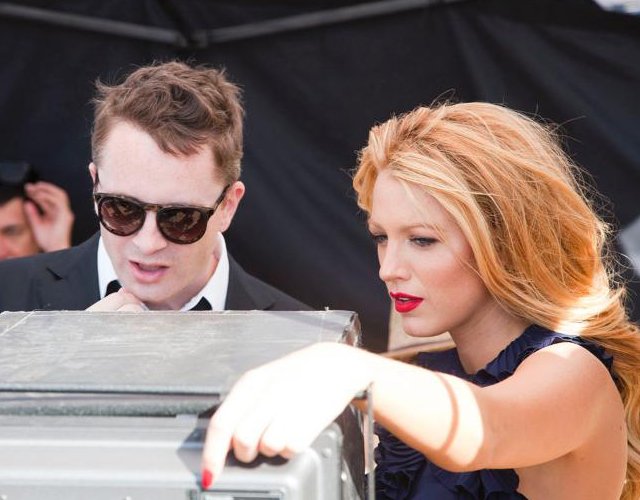 Kate Hudson Says She Can't Afford Designer Clothes