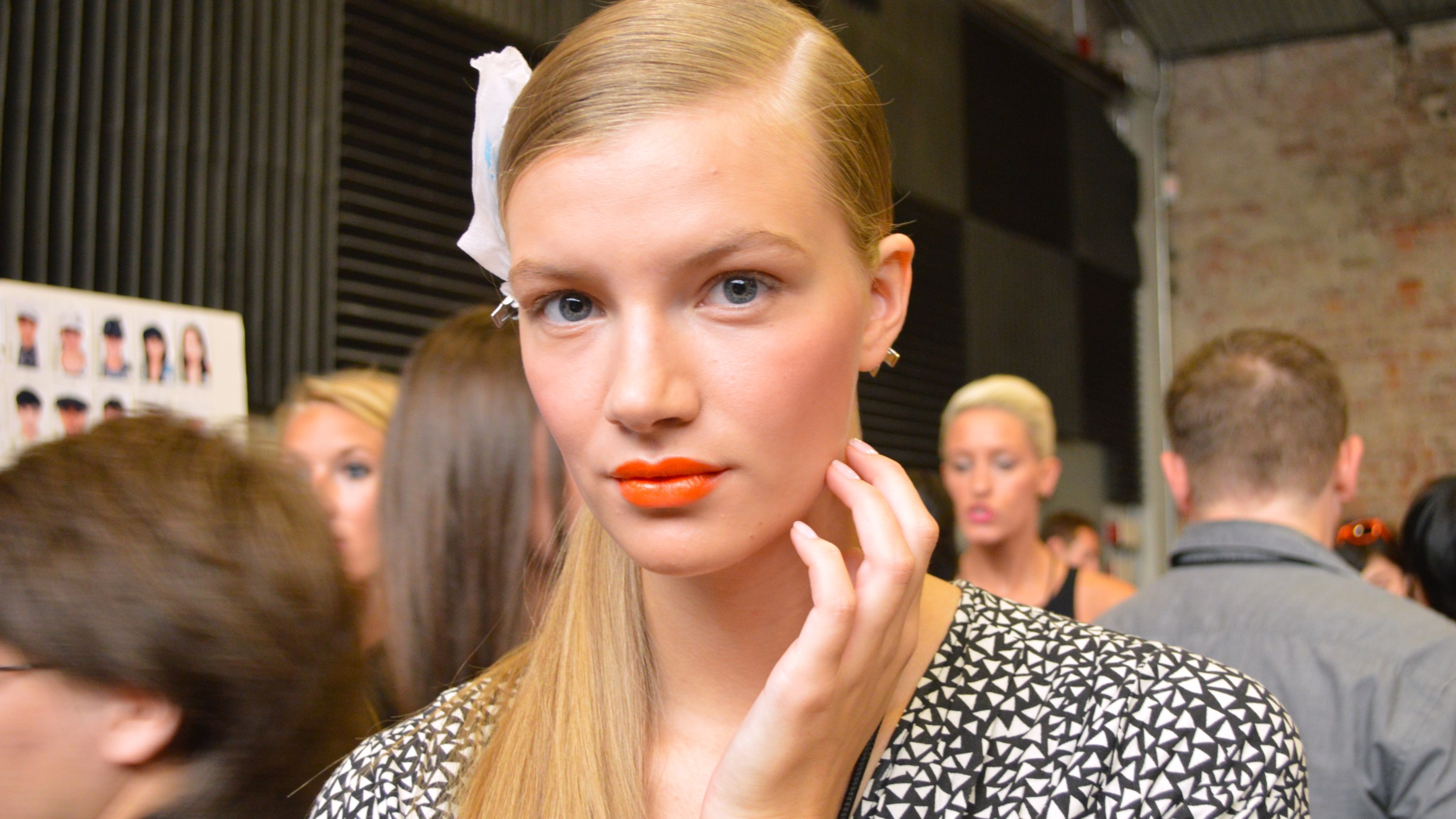 Naeem Khan's Spring 2014 New York Fashion Week Hair and Makeup