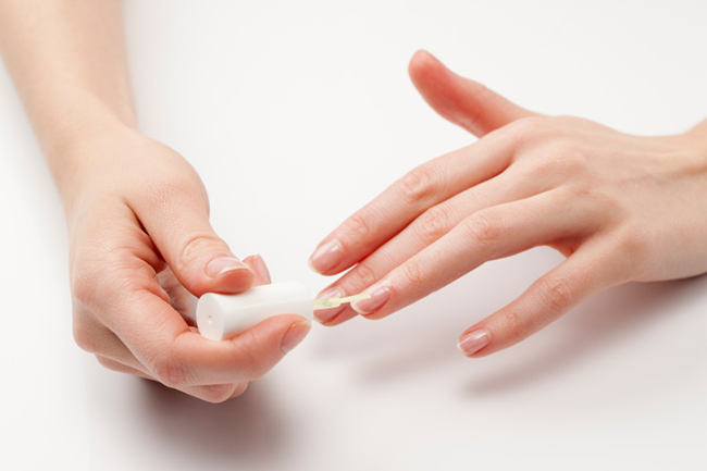 How to Get Strong Nails: 5 Rules to Live By
