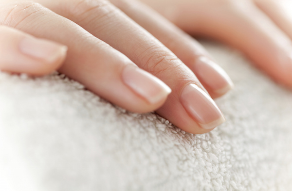 How to Get Strong Nails: 5 Rules to Live By
