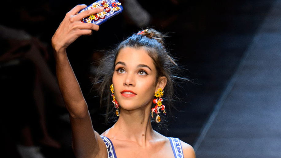 Celeb Snapchats That You Should Be Following.