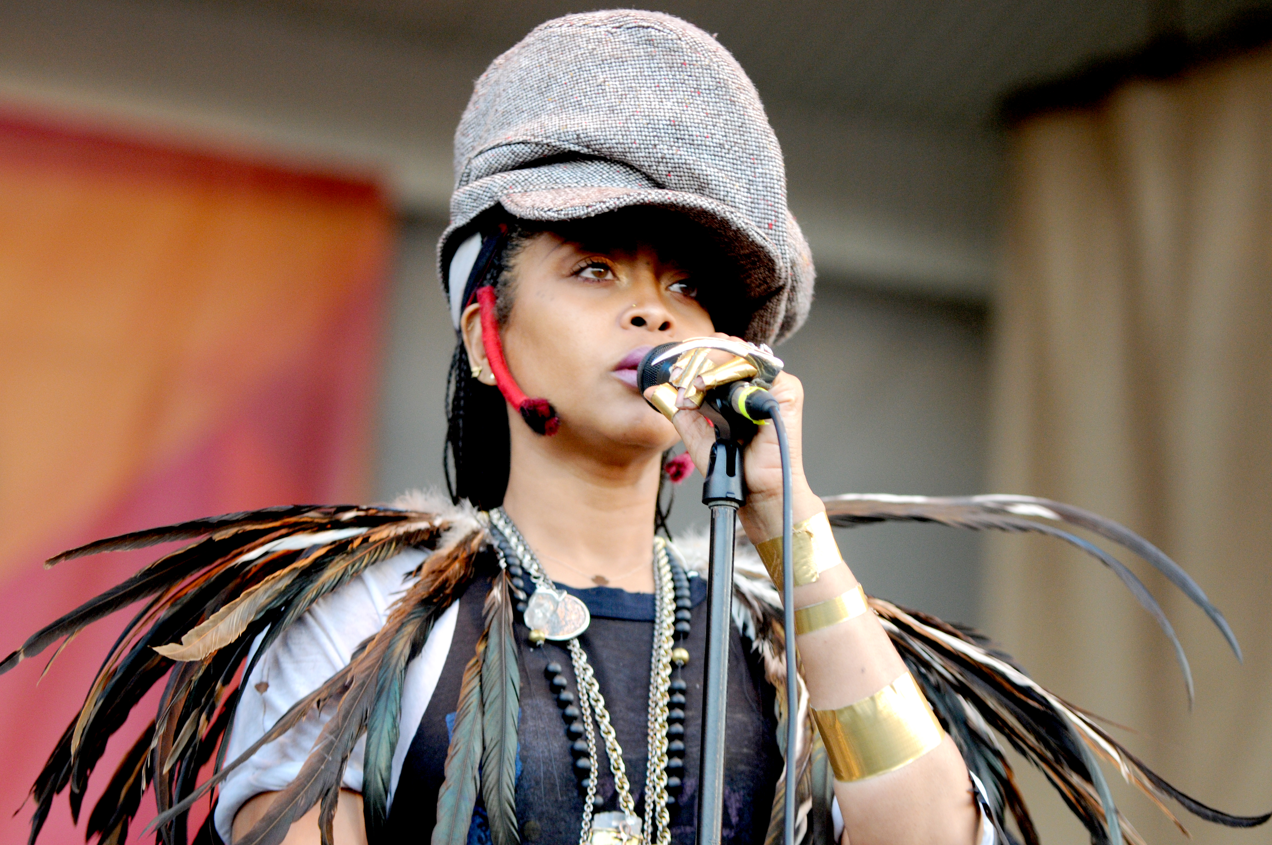 Erykah Badu drake cover