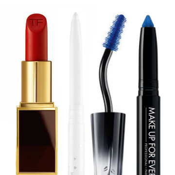 Tom Hiddleston Explains That 'I ❤️ T.S.' T-Shirt