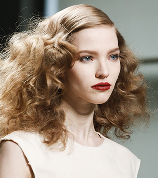 How It Works: Dove Oxygen Moisture Root Lift Spray