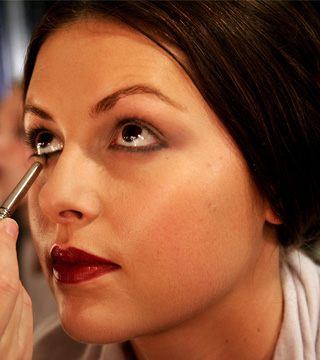 Instant Makeover: This Powder is All--One Summer Cover Up