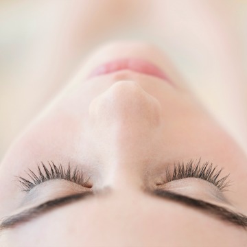 Control Oily Skin With a Face Peel