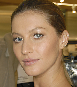 Should You Be Using Retin-A Products?