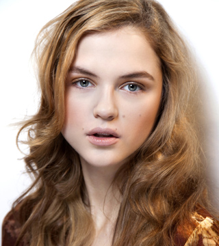 How Fine Hair Can Benefit from Hair Oils - Daily Makeover