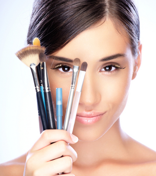 Fashion and Teens: Zendaya Coleman, Bella Thorne, and Zoey Deutch