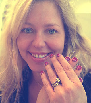 Courteney Cox Shares Her "Cougar" Hair Tips - Daily Makeover