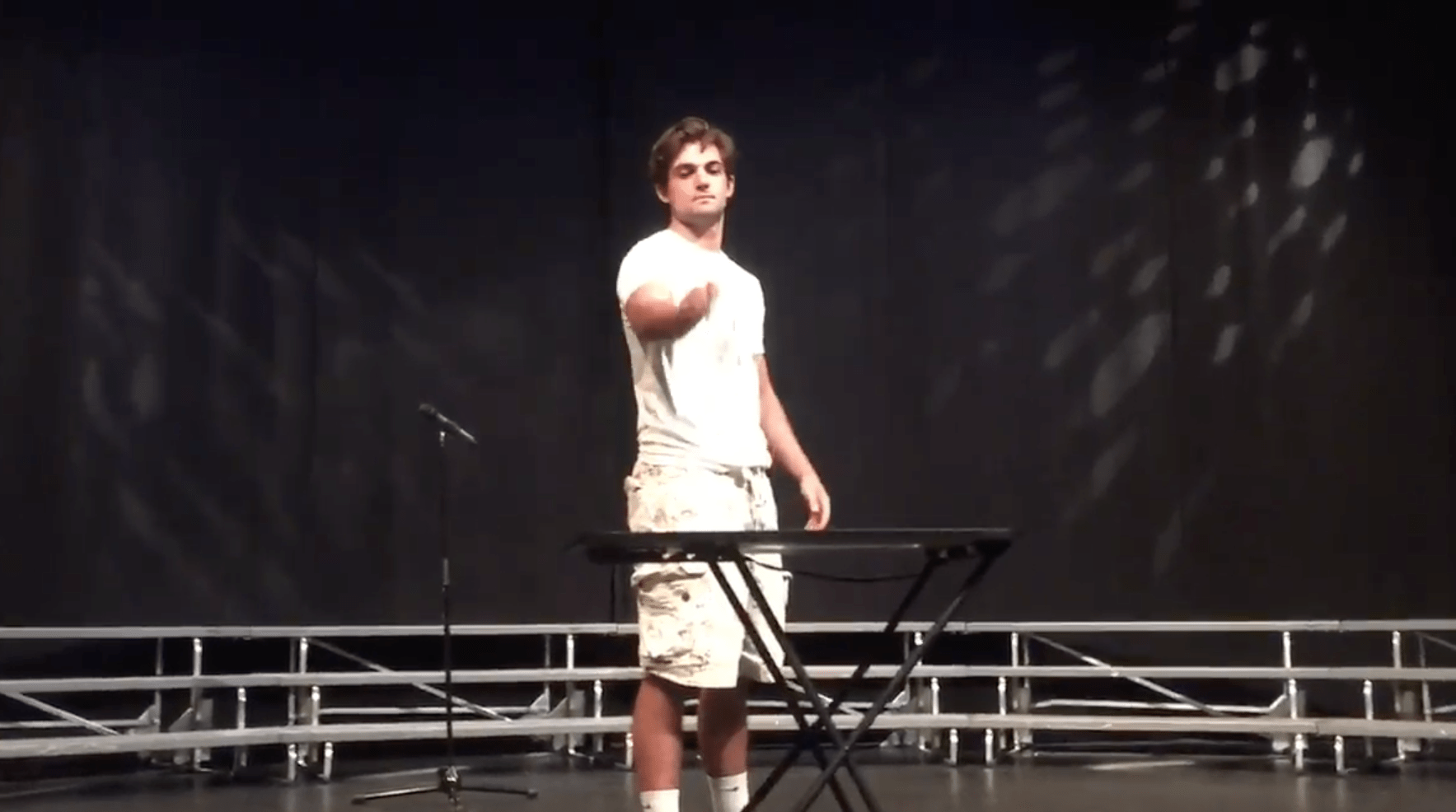 Everyone's Searching for Sasha Obama's Secret Twitter Account