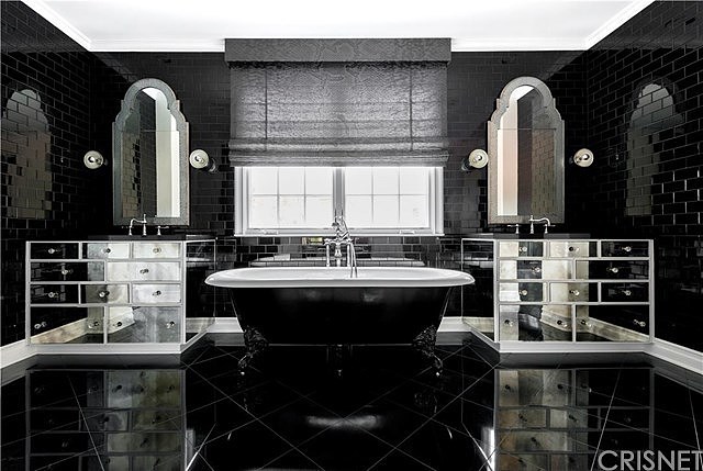 Ewing Associates, Sotheby's International Realty