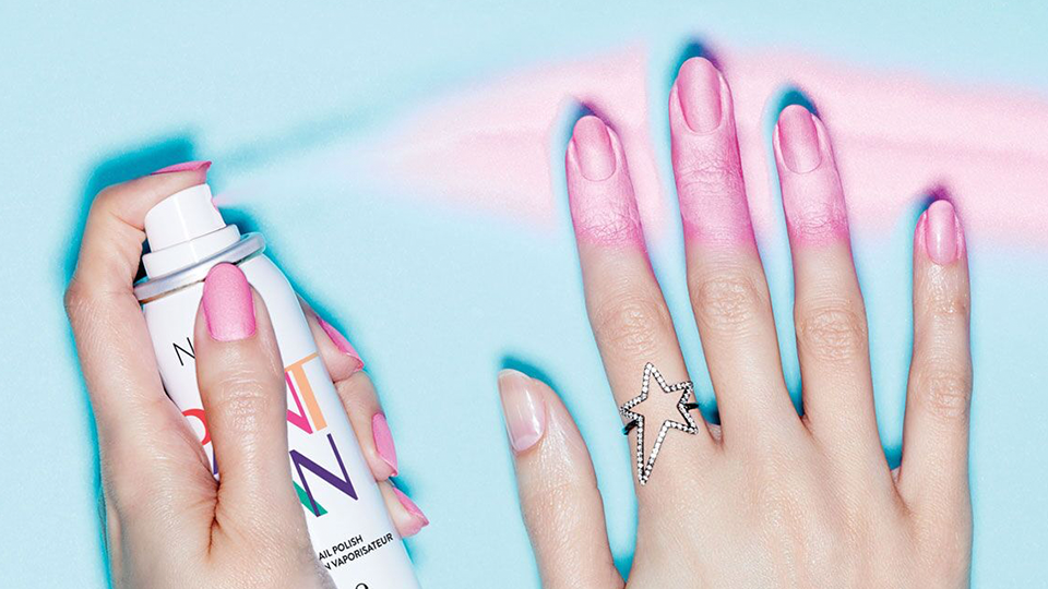 spray nail polish