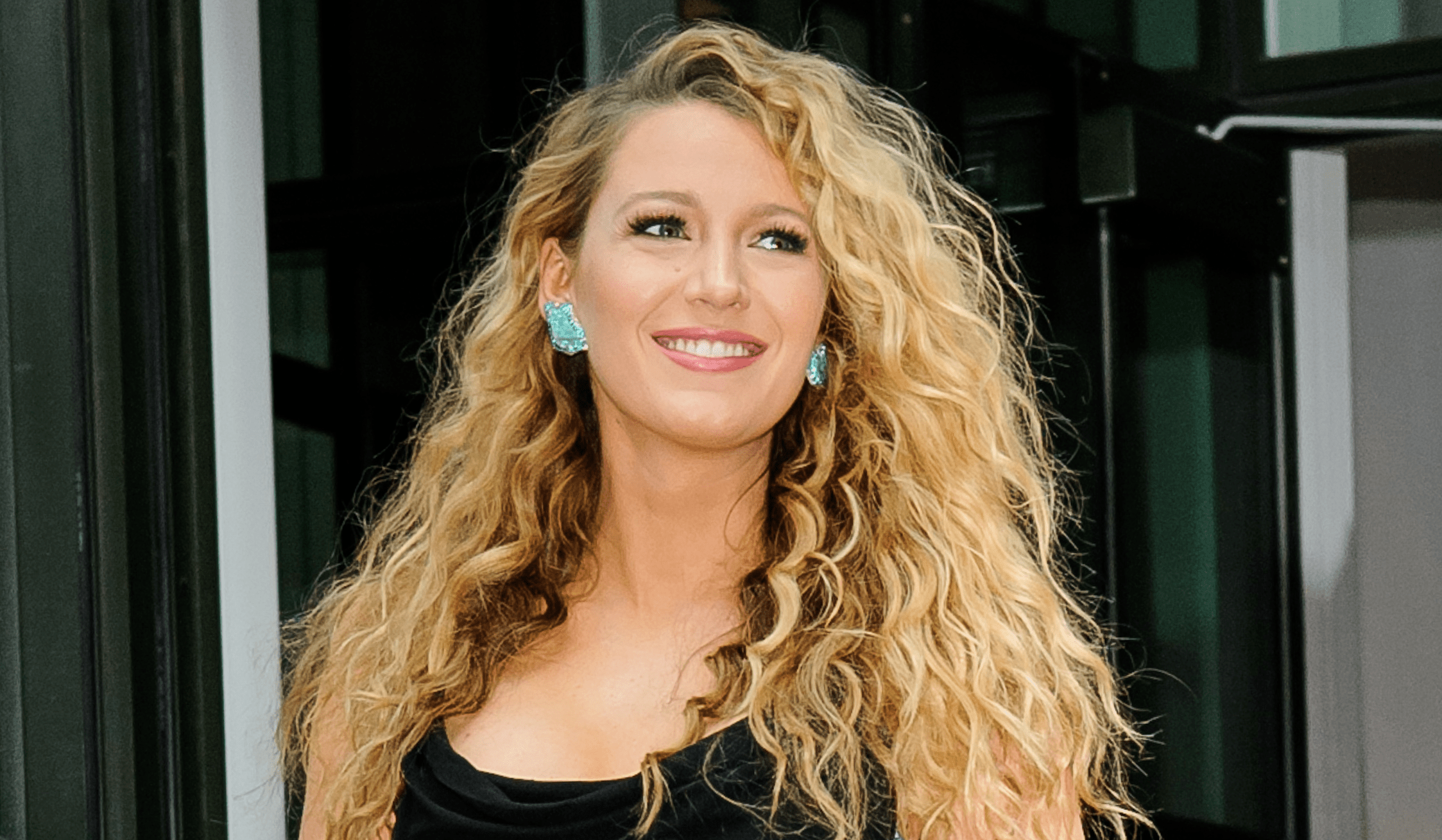 Ryan Reynolds Trolled Blake Lively With Birthday Photos & LOL