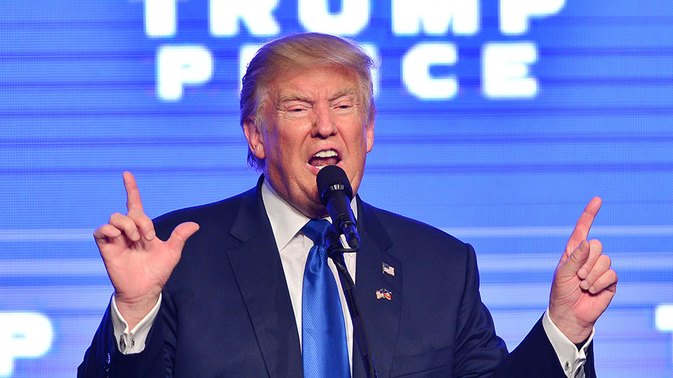 Amazing and Amusing Celebrity Tweets About Tonight's Debate