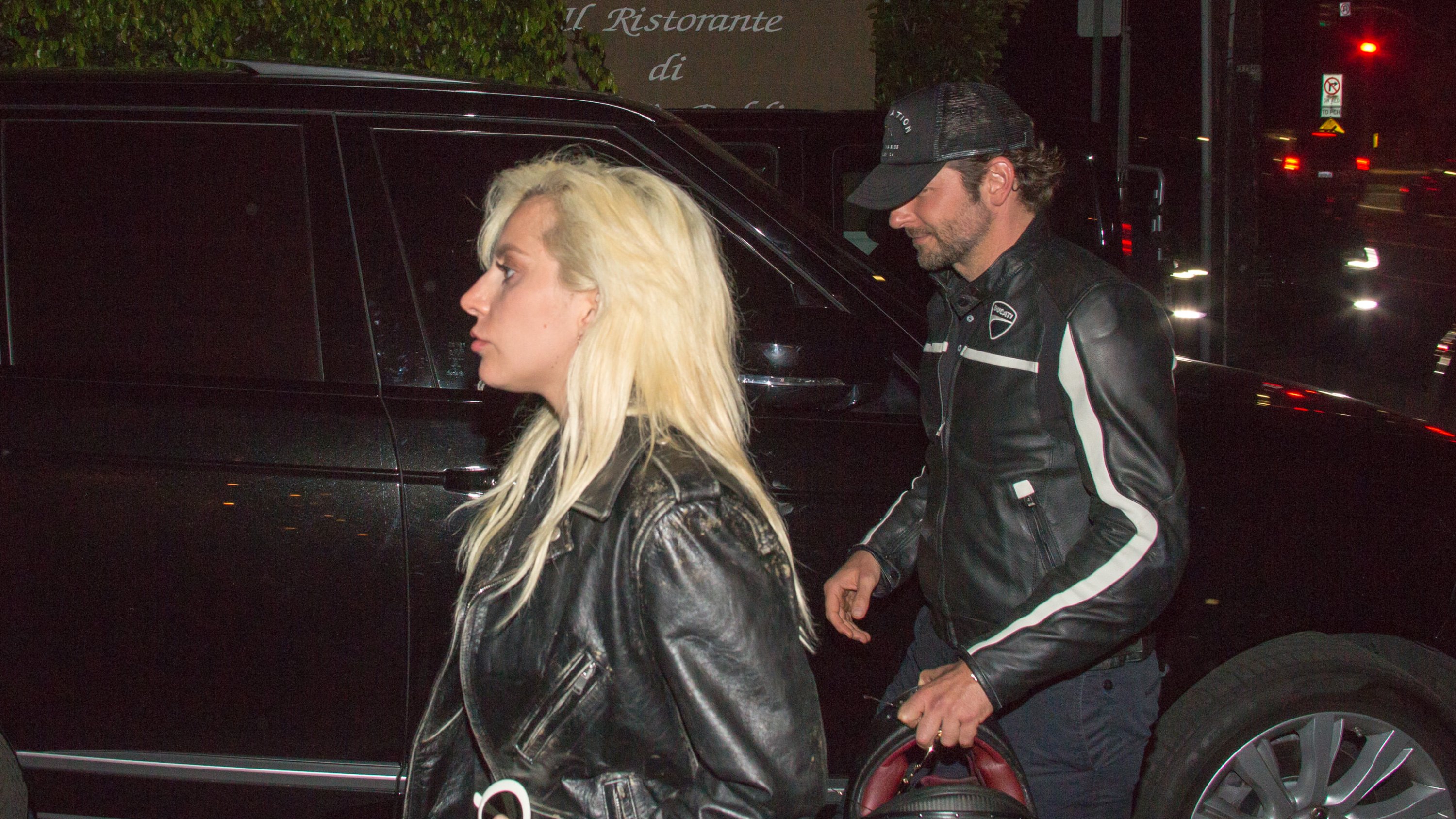 Now Lady Gaga Is Making Out with Bradley Cooper