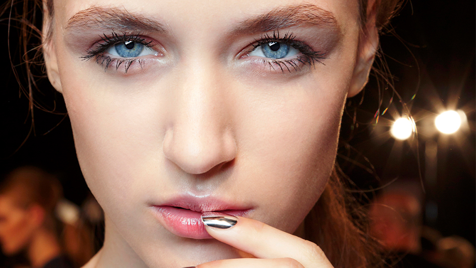 Lady Gaga's 2019 Oscars Nails Debuted Essie's Spring Collection