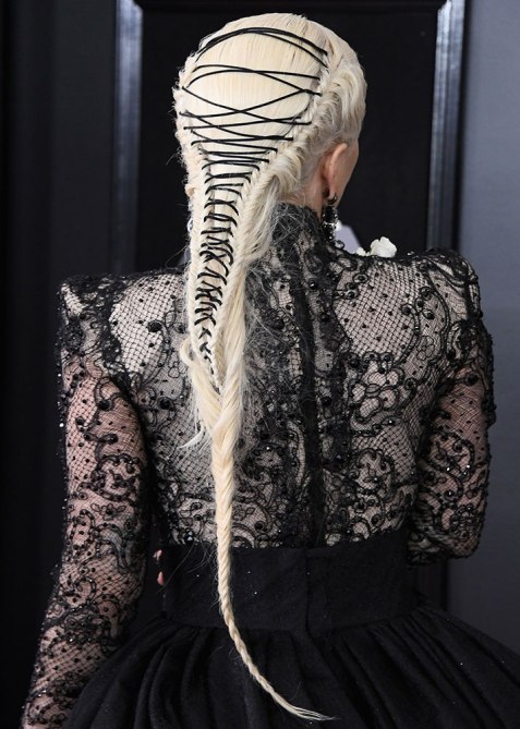 STYLECASTER | Beauty Looks at the 2018 Grammys | Lady Gaga