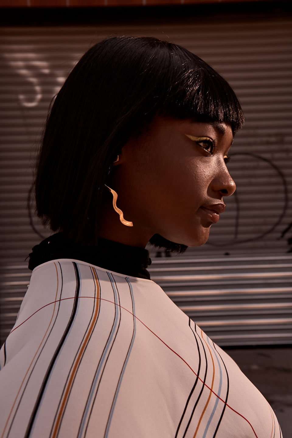 STYLECASTER | Fall Fashion Trends 2018 | Bold Neon Eyeliner