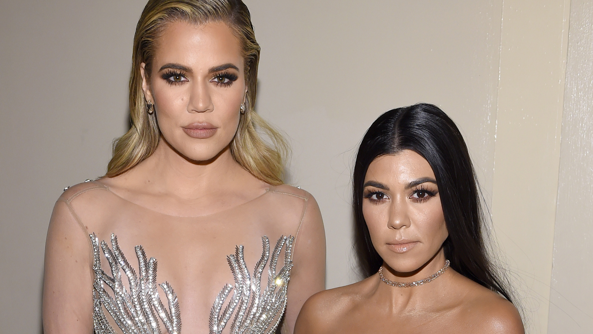 Khloe Kardashian, Kourtney Kardashian