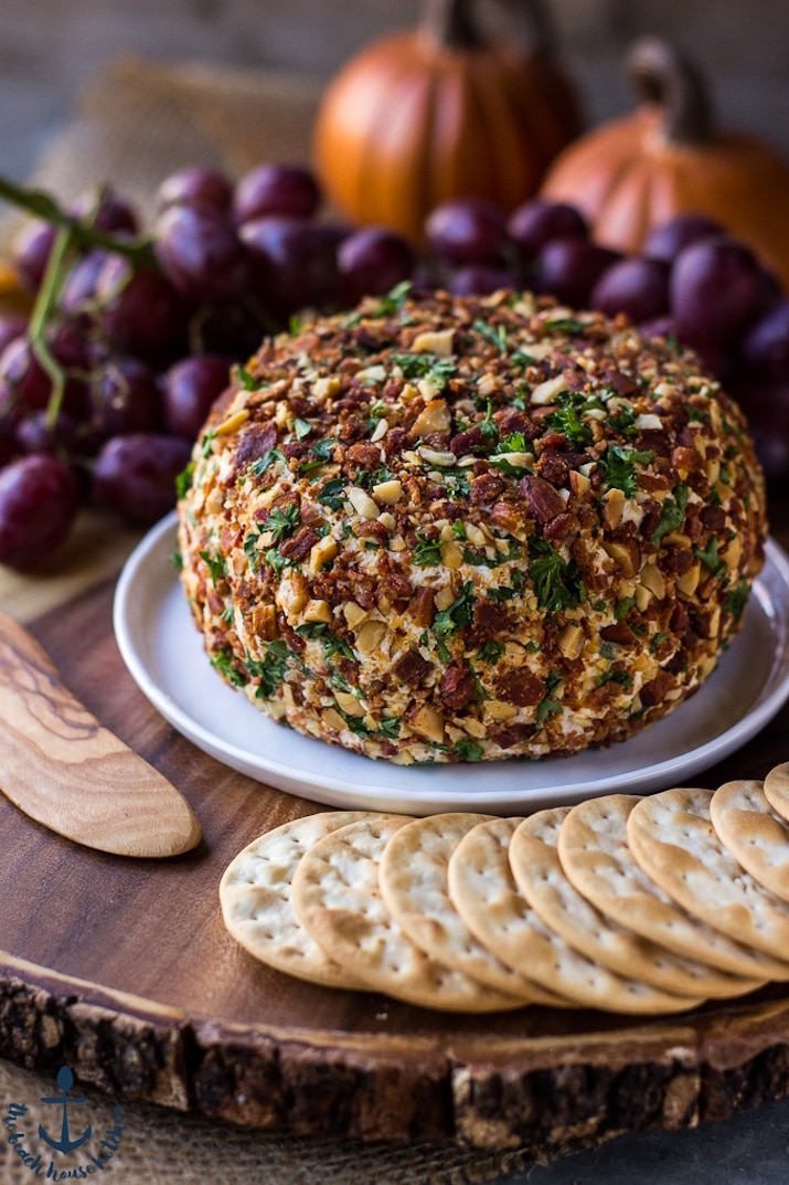 STYLECASTER | 13 Cheese Balls That Will Steal the Show at Every Party | Jalapeno Bacon Ranch Cheeseball