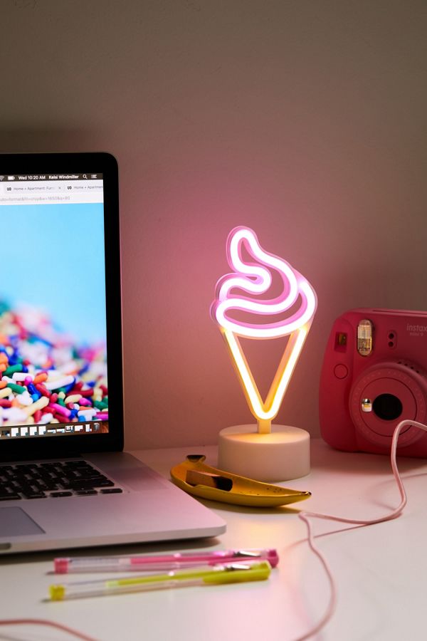 STYLECASTER | Stocking Stuffers Under $50