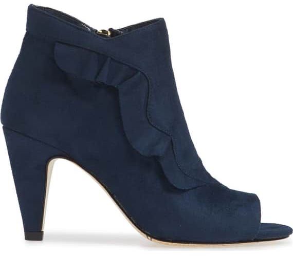 STYLECASTER | Wide-Fit Winter Booties to Shop Now