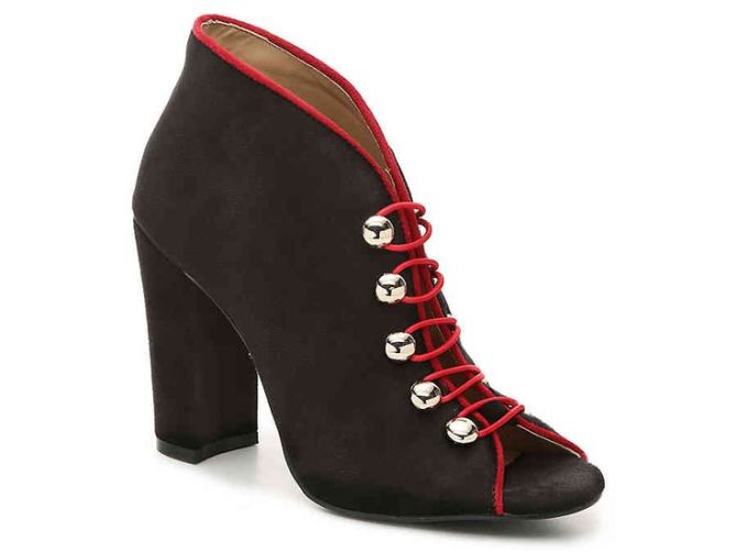 STYLECASTER | Wide-Fit Winter Booties to Shop Now