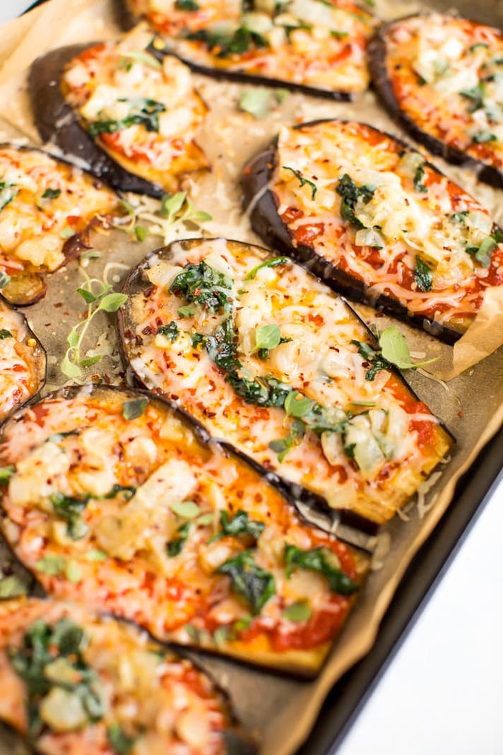STYLECASTER | 17 Healthy-ish Dinner Recipes for People Who Love Cheese | Eggplant Pizzas