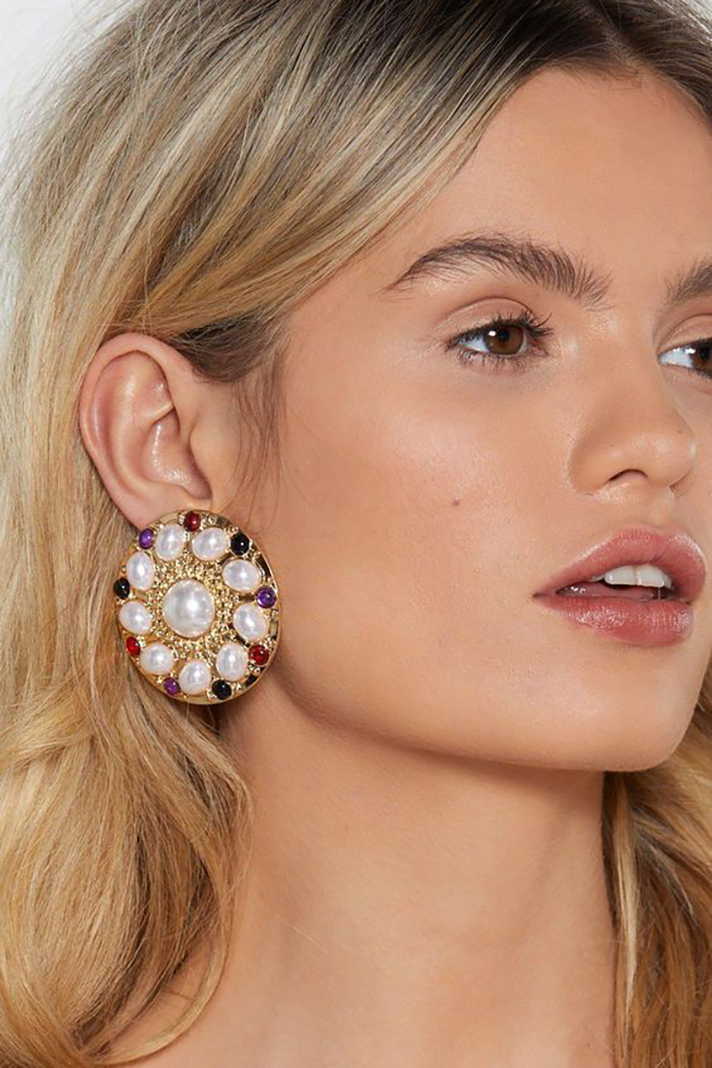 STYLECASTER | Unique Pearl Jewelry to Shop, Because April