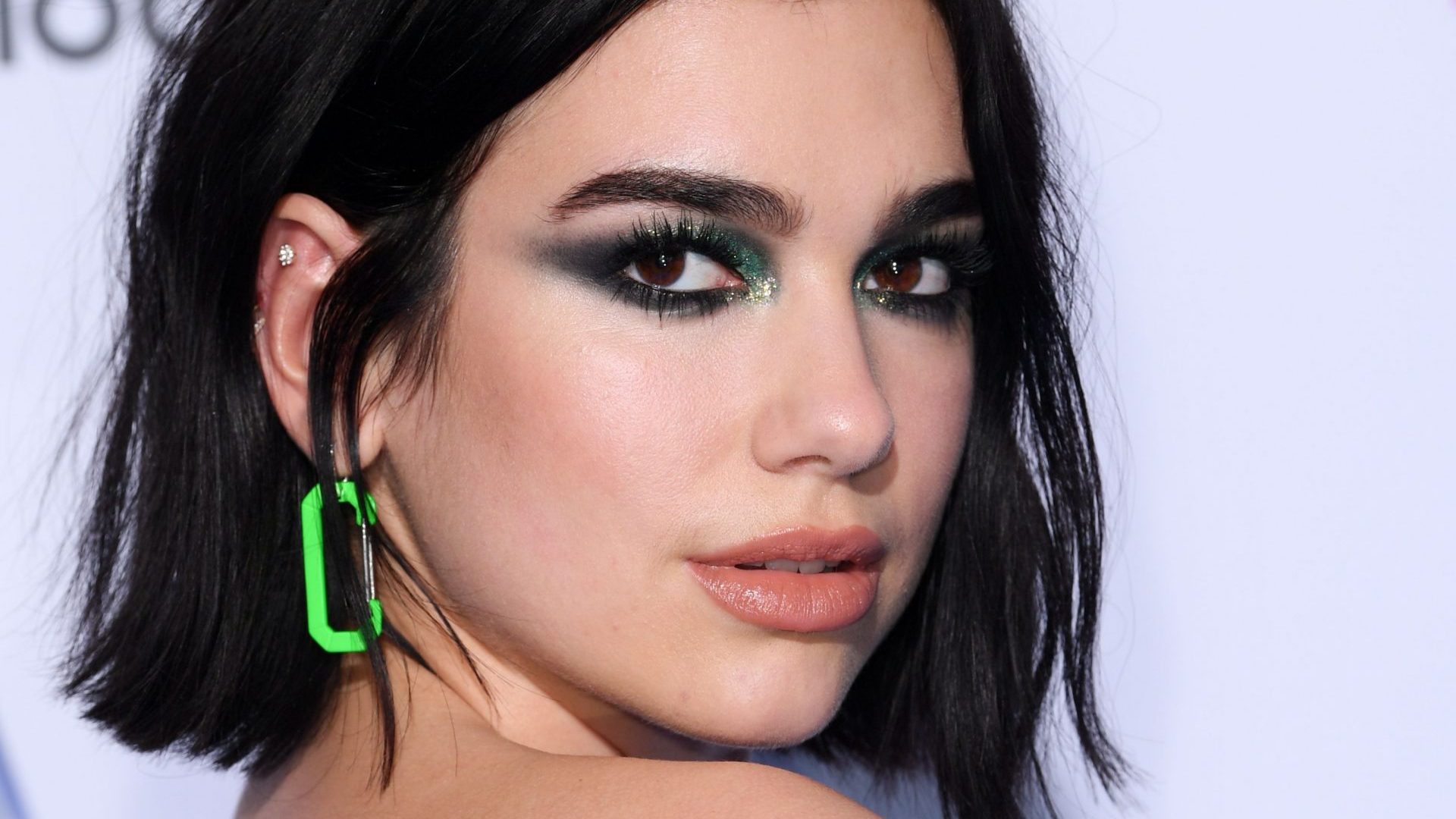 Dua Lipa Anwar Hadid Matching Nails Are So Cute