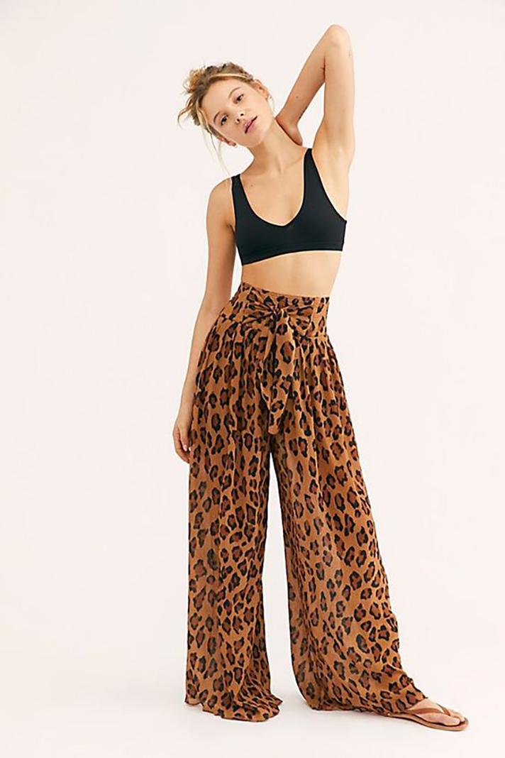 STYLECASTER | Spring Pants Are Here to Make Your Life Cuter and More Comfortable