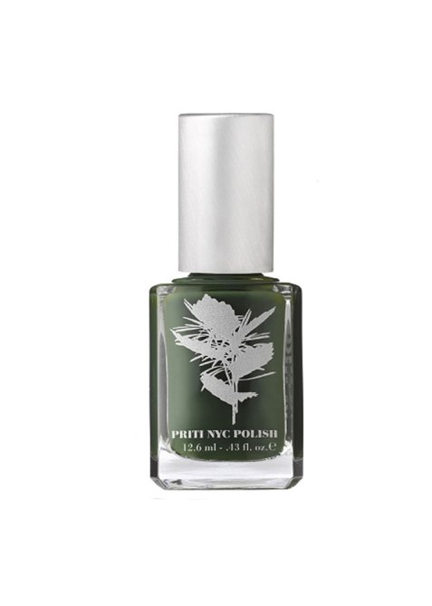 dark-nail-polish-priti-dream-weaver