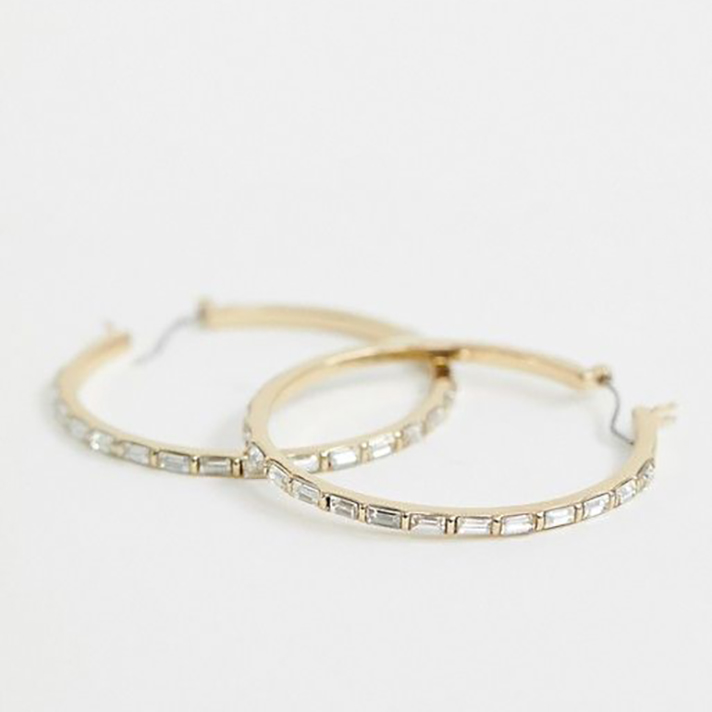 STYLECASTER | Diamonds Are a Girl's Best Friend—Especially If That Girl Is Born in April