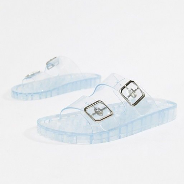 STYLECASTER | If Jelly Sandals Are Wrong, I Don't Want to Be Right