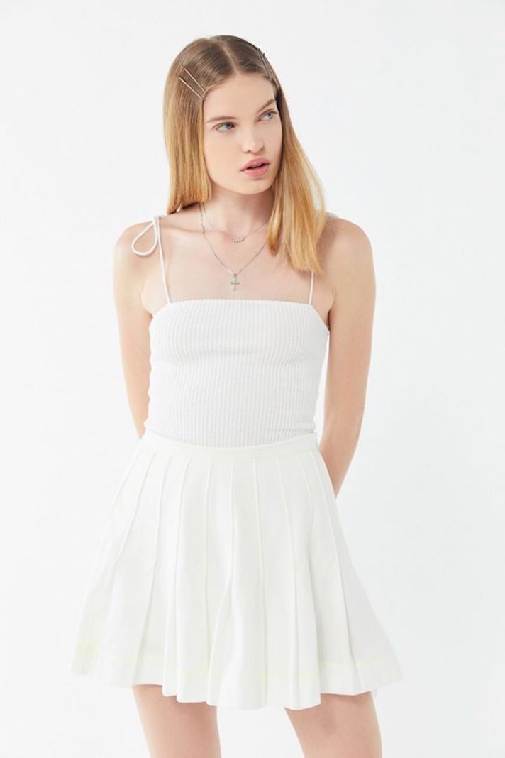 STYLECASTER | 27 Items Under $50 You Can Score at Urban Outfitters’ Pre-Memorial Day Sale