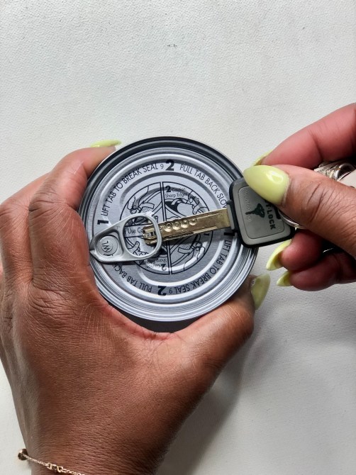 Acrylic-Nail-Hacks-Keys