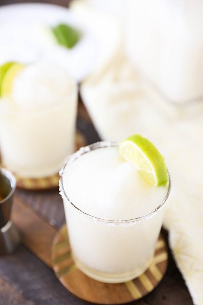 STYLECASTER | 17 Easy Blender Cocktails That Make Any Day Feel Like Vacation | Frozen Margaritas