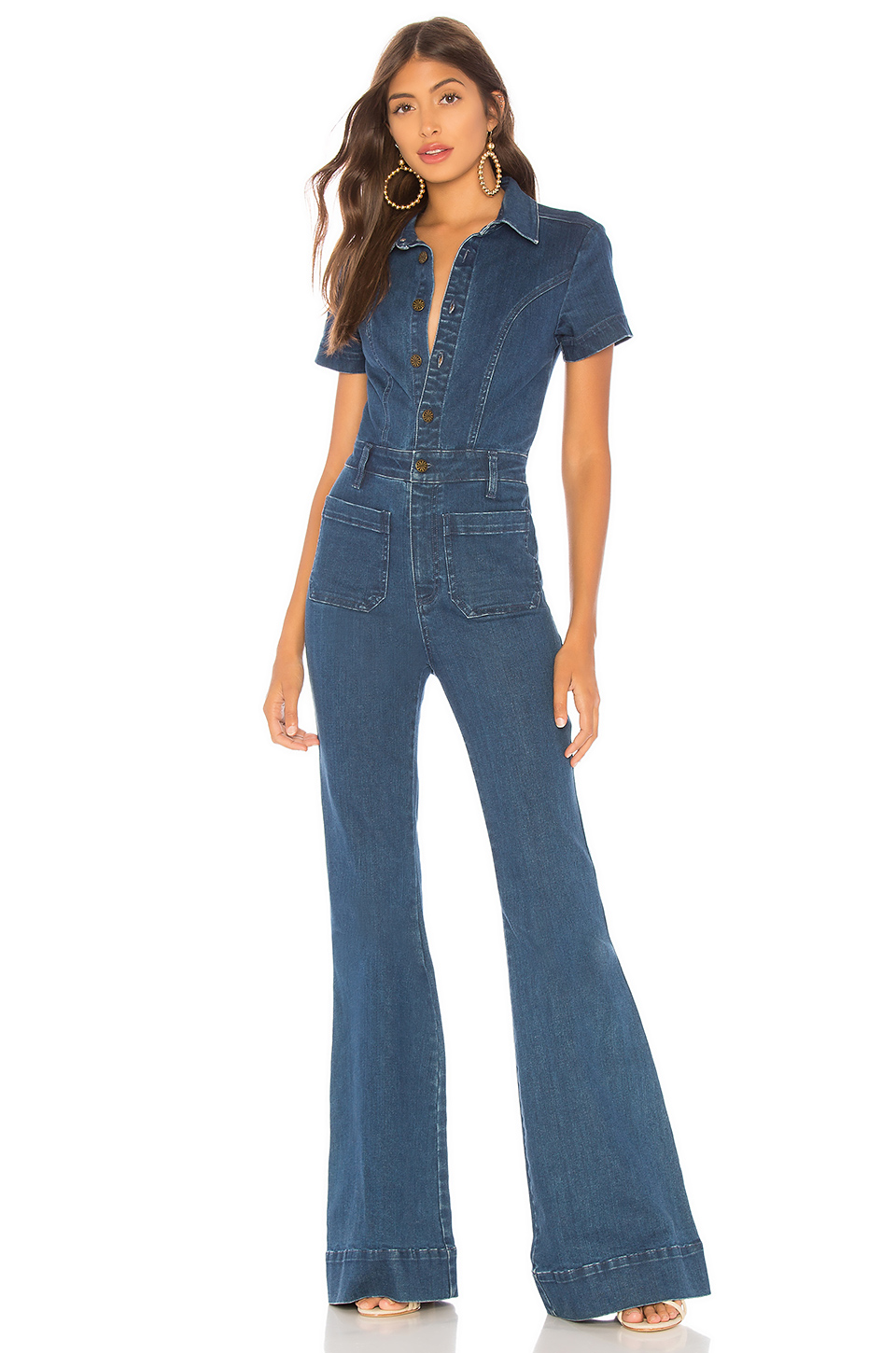 15 Pairs of Overalls Every "Cool Girl" in LA is Wearing Right Now | STYLECASTER