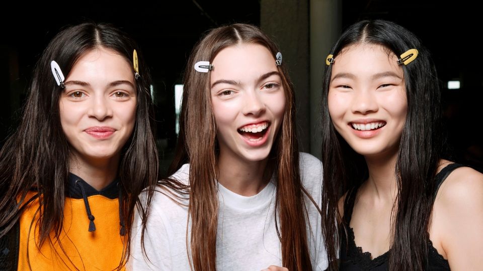 models straight hair