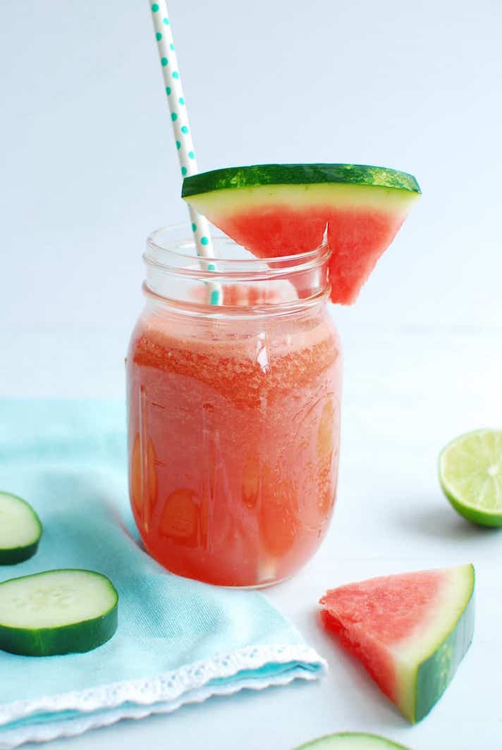 STYLECASTER | 17 Veggie-Packed Smoothie Recipes That Don't Taste Like Grass | Watermelon Cucumber Smoothie