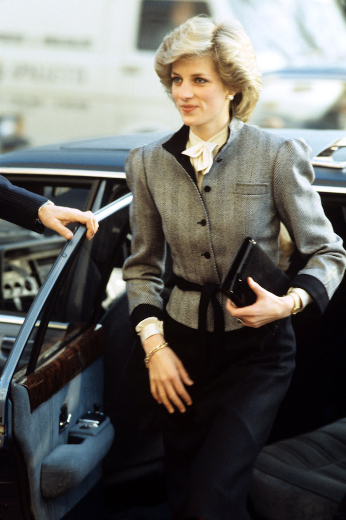 STYLECASTER | Princess Diana's Best Outfits