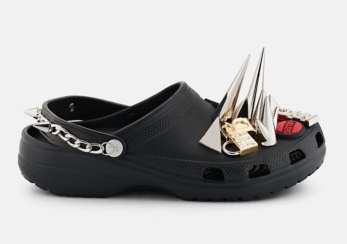 STYLECASTER | Ariana Grande Is Straight up Wearing Crocs and I Have a Lot of Questions