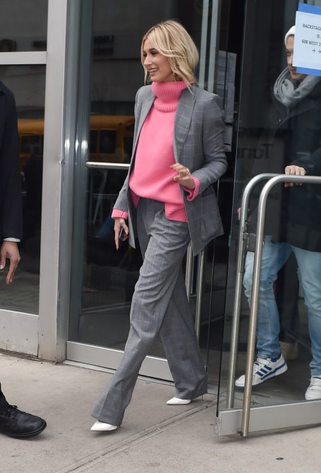 STYLECASTER | Hailey Bieber Street Style Blazers